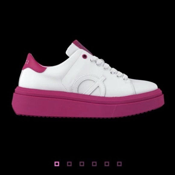 Nicki Minaj Loci The Pink Print White Fushia Purple Shoes New Womans Designer - Picture 3 of 12